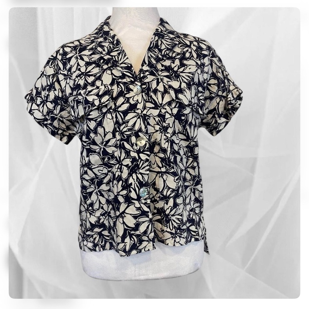 Tahari 100% Linen Tropical Navy and White Floral Blouse